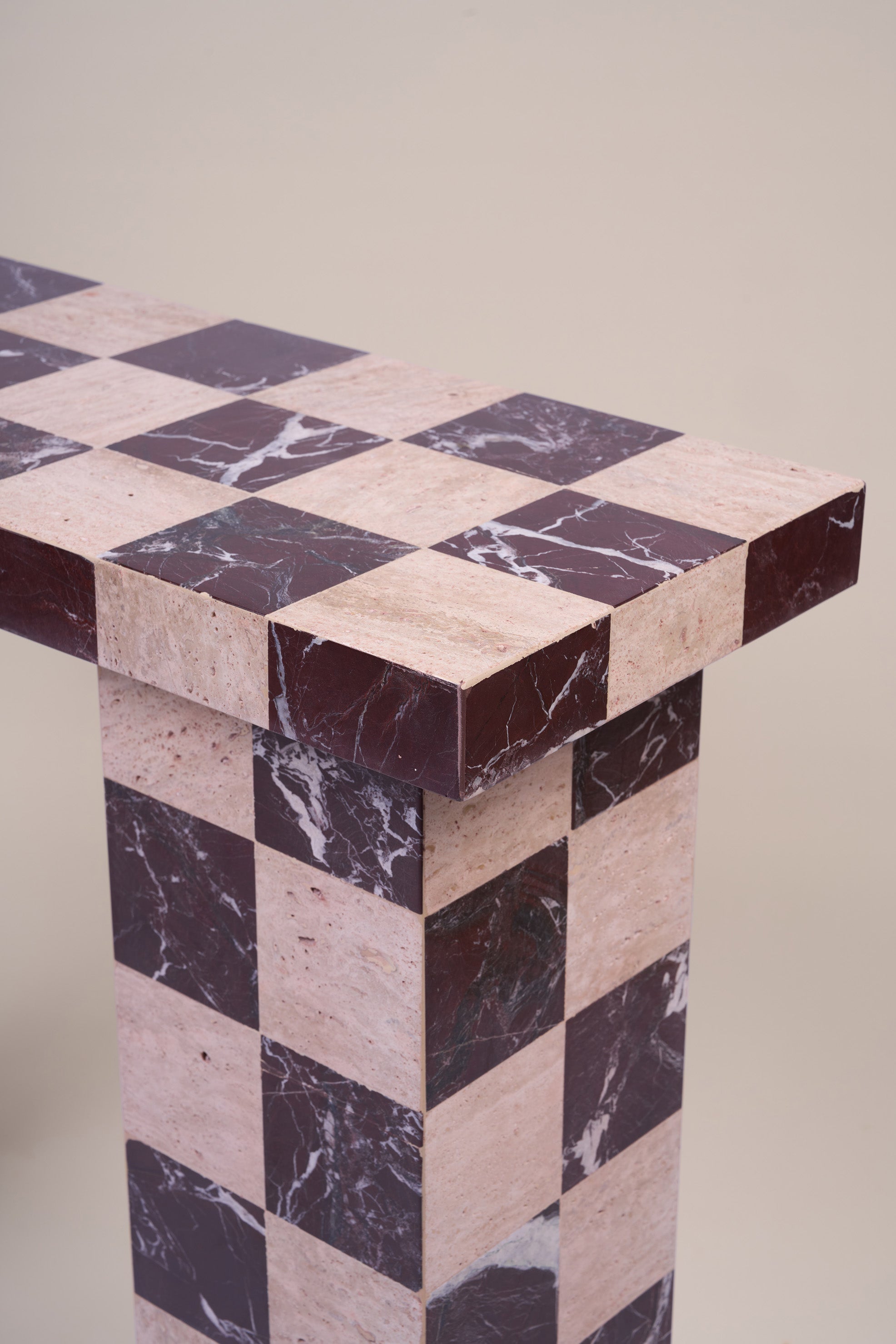 CHEQUERED Console Table